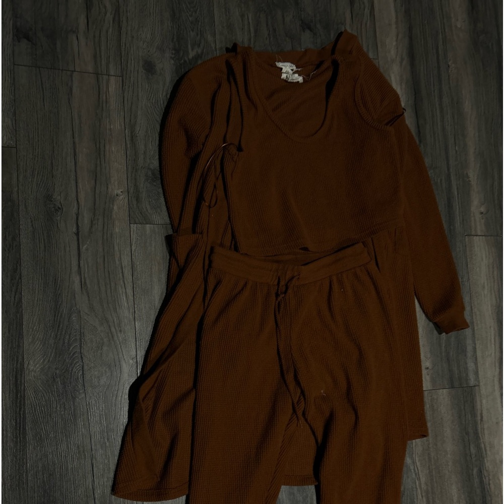 Joggers with cropped tank and cardigan.
